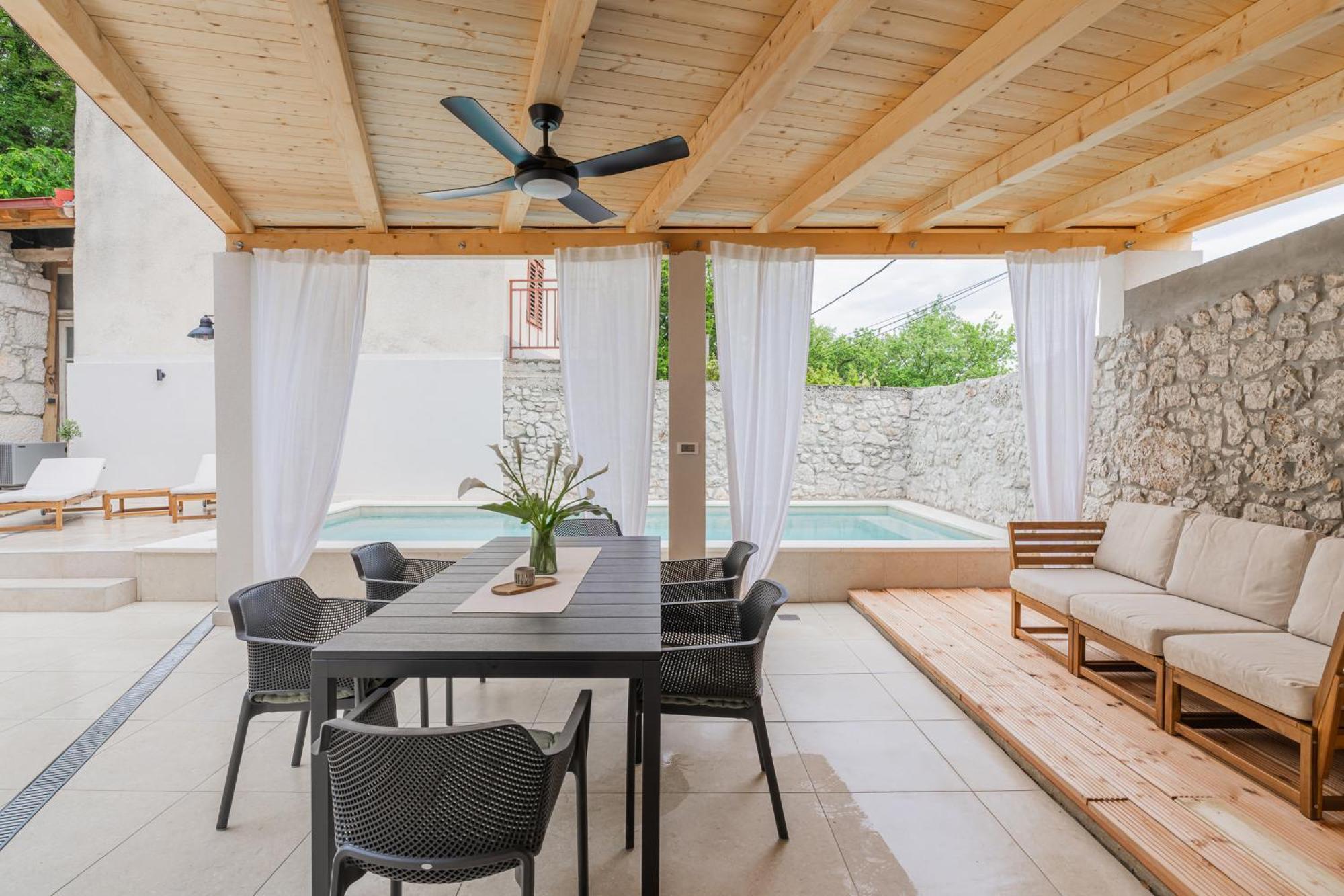 Villa Marisan Брибир Екстериор снимка
